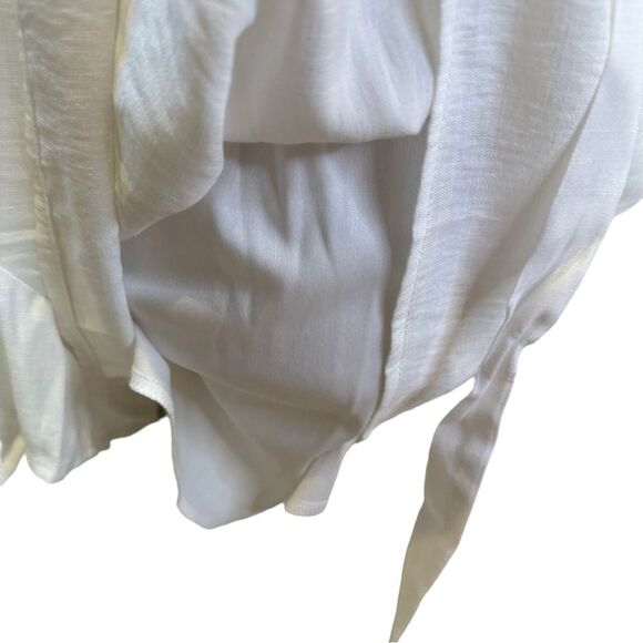 White Short Romper Women's Tie Waist Scallop V Neck‎ Casual - Picture 4 of 9